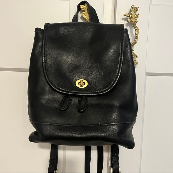 Coach Vintage Black Leather Drawstring Backpack 9791 - Picture 2 of 15
